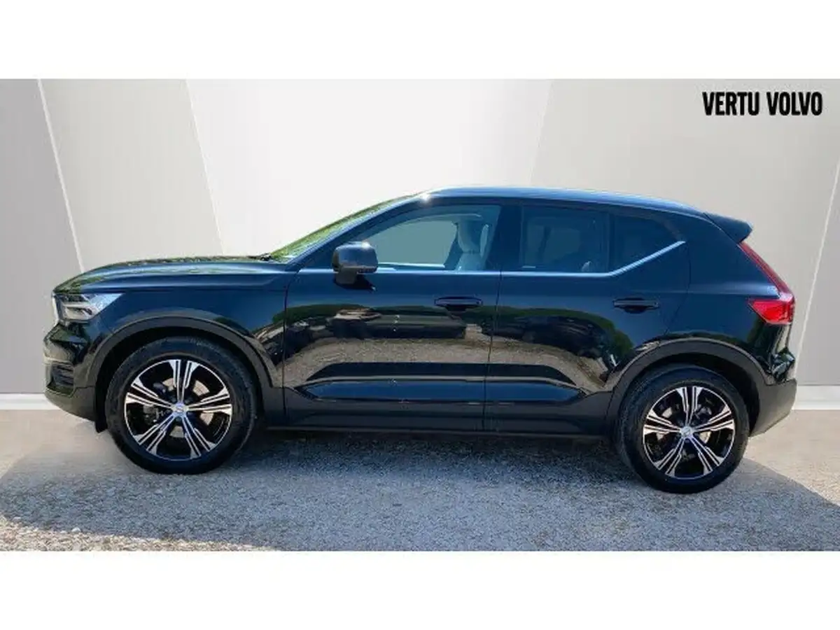 2022-volvo-xc40-20-b4-inscription-awd-big-7