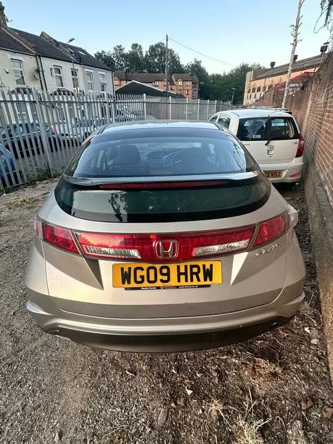 2009-honda-civic-18-se-138bhp-big-15