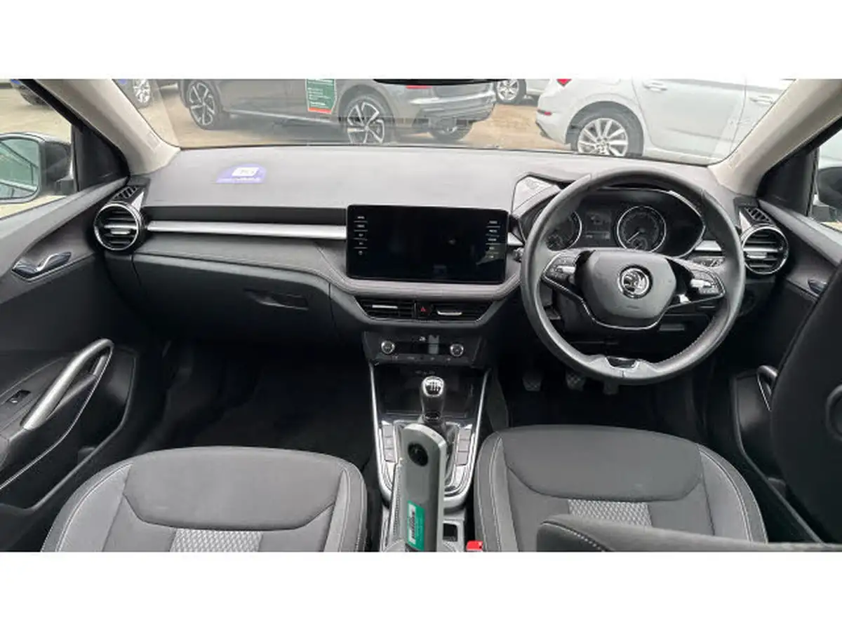 2022-skoda-fabia-10-tsi-se-l-109ps-hatchback-big-8