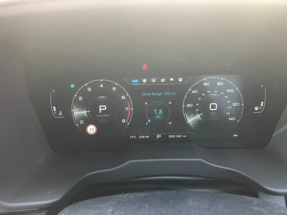 2025-kgm-ssangyong-tivoli-15-k40-auto-big-9