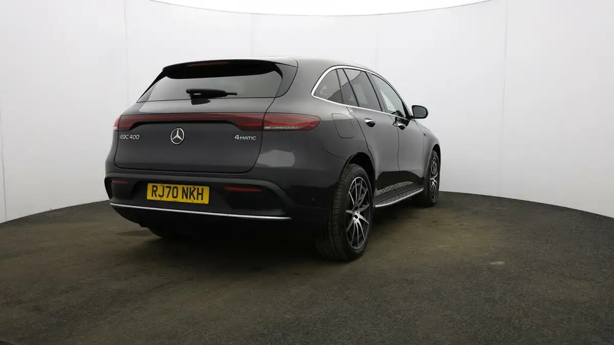 2020-mercedes-benz-eqc-e-eqc-400-amg-line-big-51