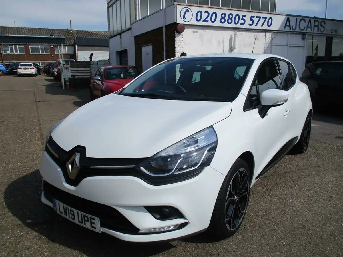 2019-renault-clio-15dci-iconic-90ps-ss-edc-auto-big-6