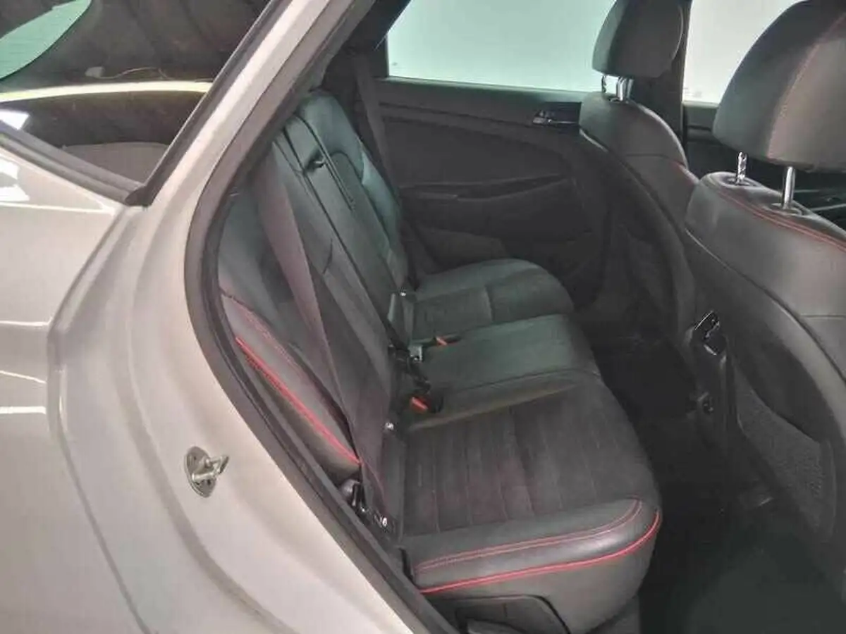 2019-hyundai-tucson-16-t-gdi-n-line-big-11