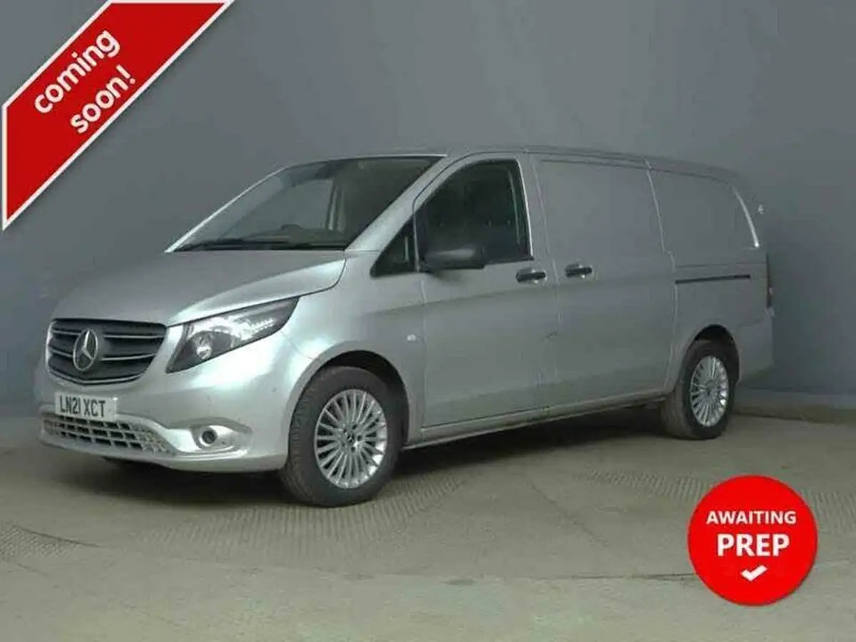 2021-mercedes-benz-vito-20cdi-114-premium-l2-panel-big-0