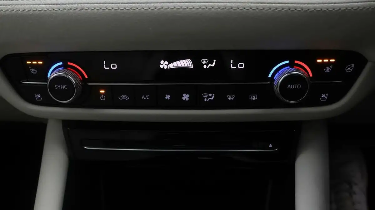 2020-mazda-mazda6-22td-skyactiv-d-gt-sport-nav-tourer-5d-big-12