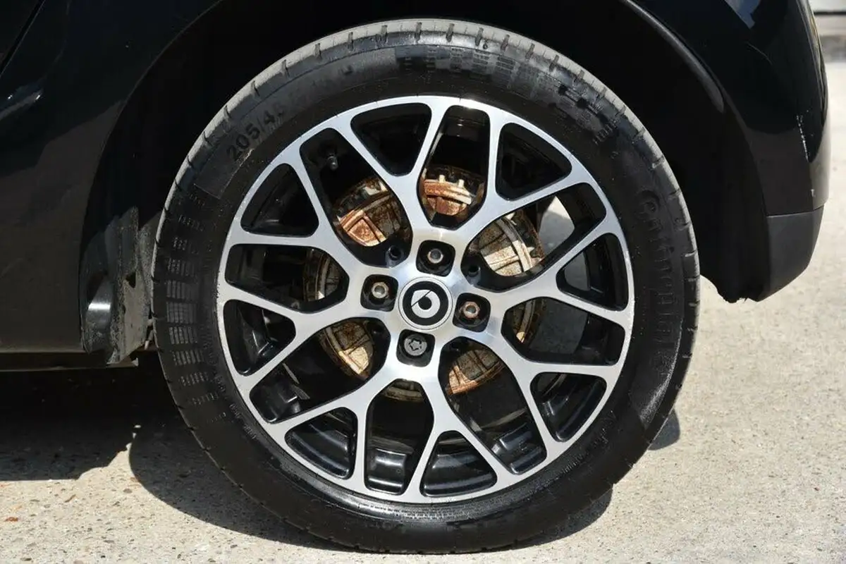 2020-smart-forfour-eq-prime-exclusive-big-56