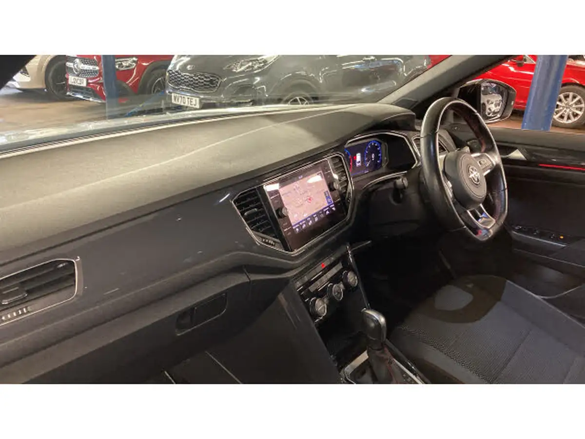 2020-volkswagen-t-roc-15-tsi-sel-dsg-big-8