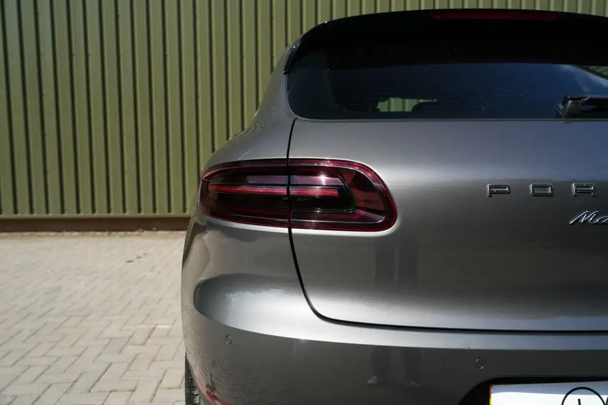 2018-porsche-macan-30td-s-big-60