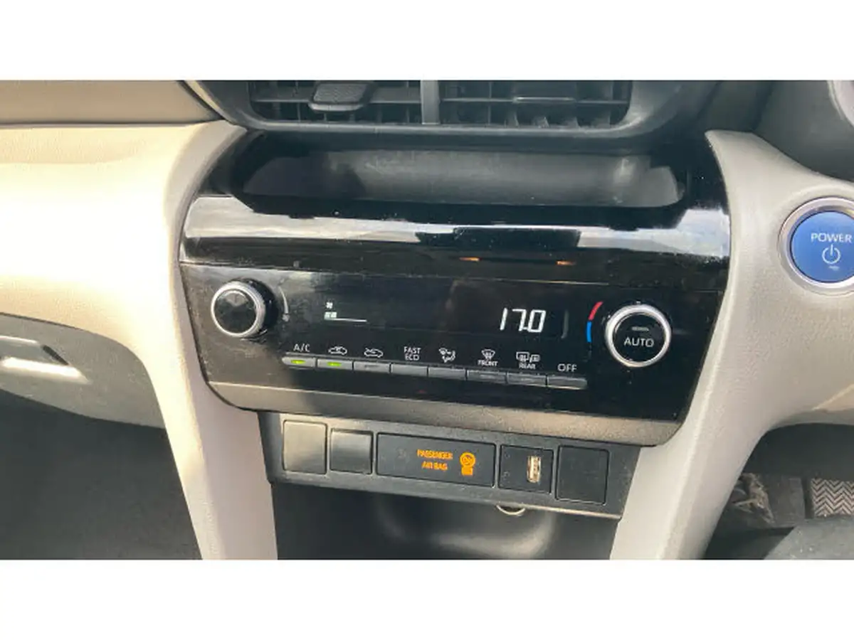 2022-toyota-yaris-cross-15-vvt-i-icon-big-36