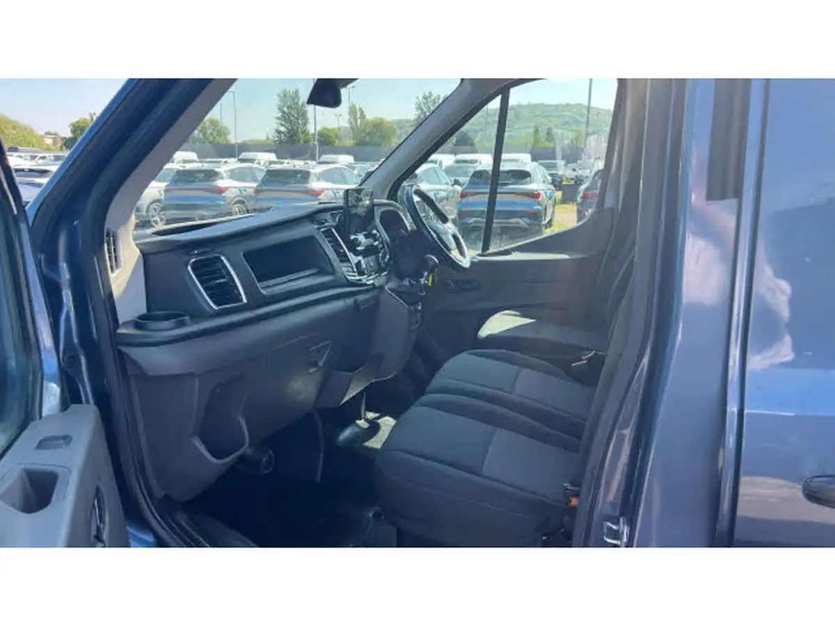 2022-ford-transit-big-12