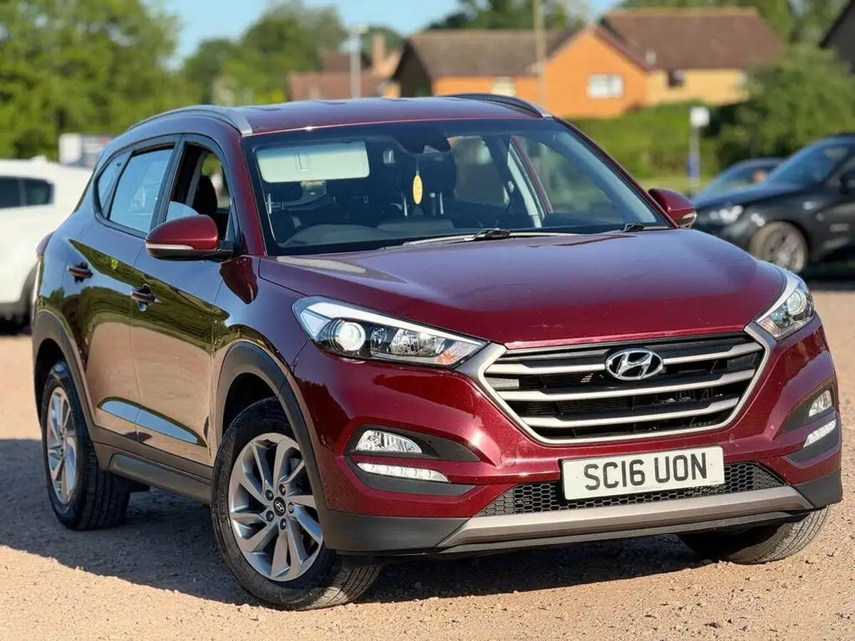 2016-hyundai-tucson-17crdi-blue-drive-se-nav-116ps-big-0