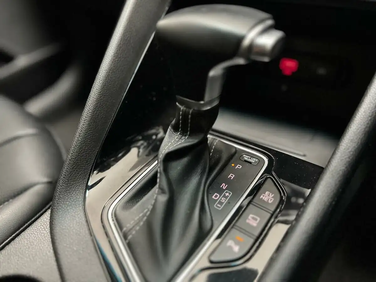 2021-kia-niro-16-gdi-phev-3-big-26