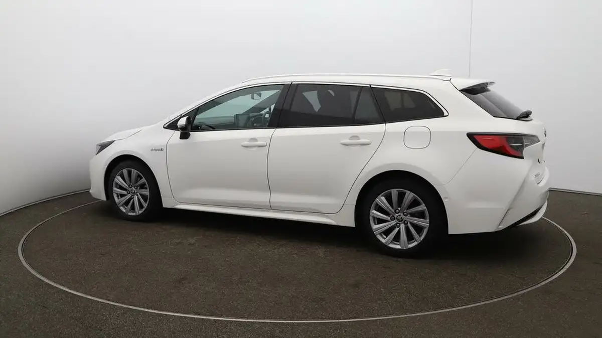 2021-toyota-corolla-18-vvt-i-design-trk-hatchback-5d-big-47