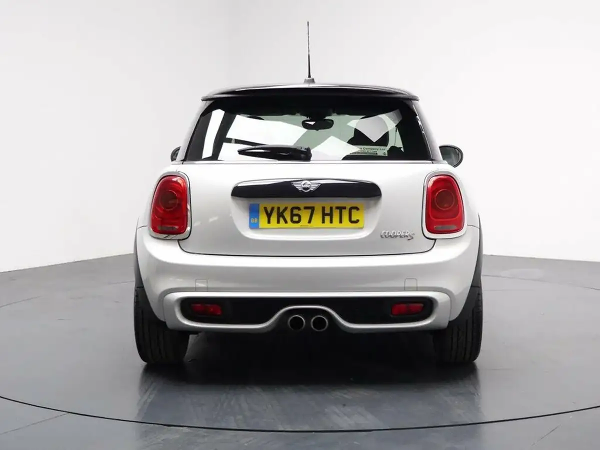 2018-mini-cooper-20-cooper-s-ss-hatchback-3d-big-10