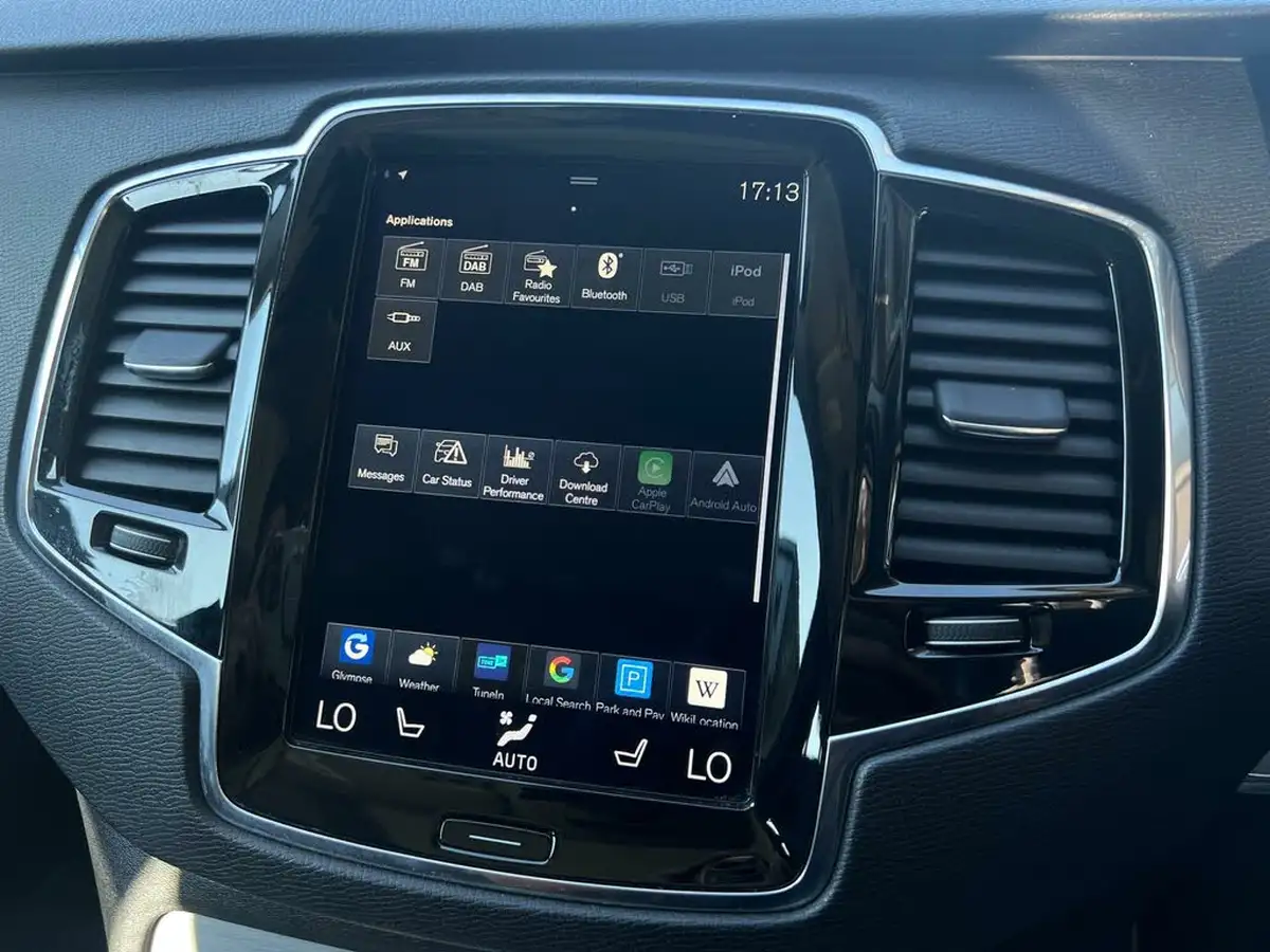 2017-volvo-xc90-20-t8-momentum-momentum-hybrid-auto-big-46