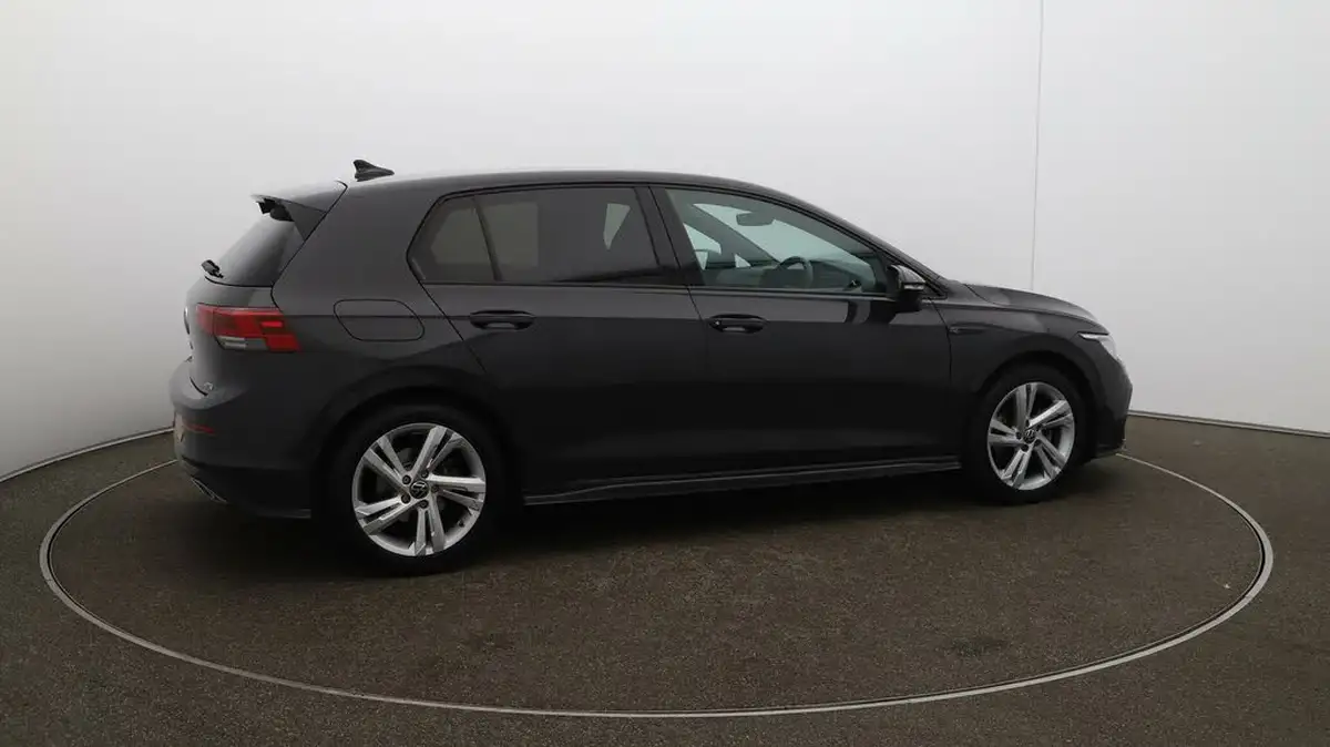 2022-volkswagen-golf-15-etsi-r-line-150ps-hatchback-big-44