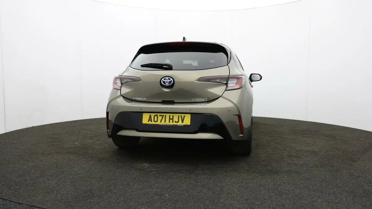 2022-toyota-corolla-18-vvt-i-excel-120bhp-trk-hatchback-big-74