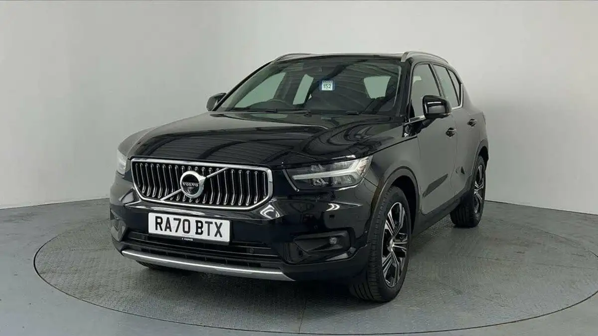 2020-volvo-xc40-20-b5-inscription-pro-big-4