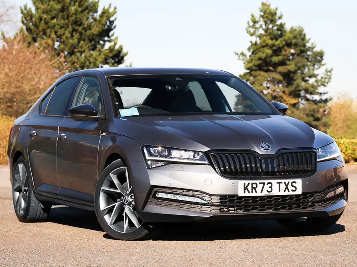 2023-skoda-superb-20-tsi-sportline-plus-190ps-hatchback-big-0