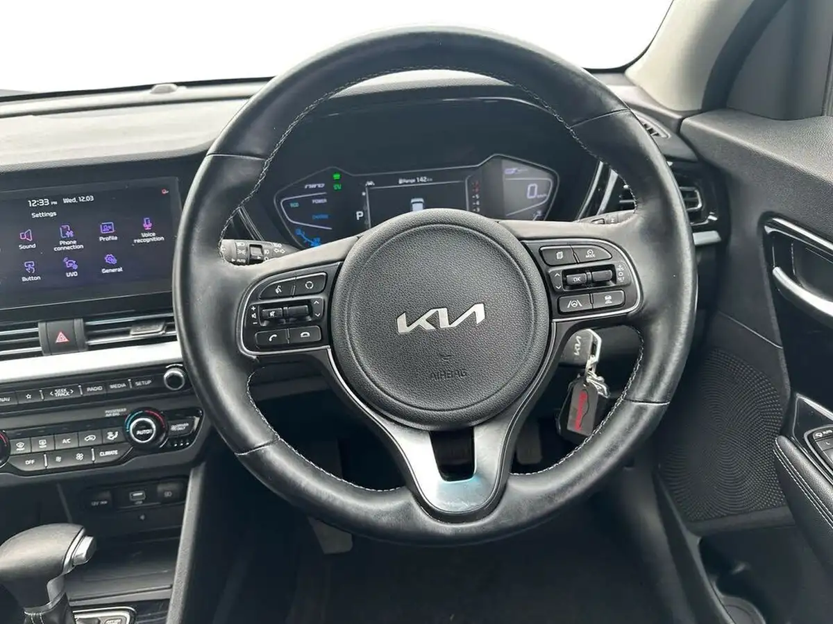 2022-kia-niro-16-gdi-3-156kwh-big-16