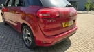 2015-citroen-c4-picasso-16bluehdi-selection-small-18