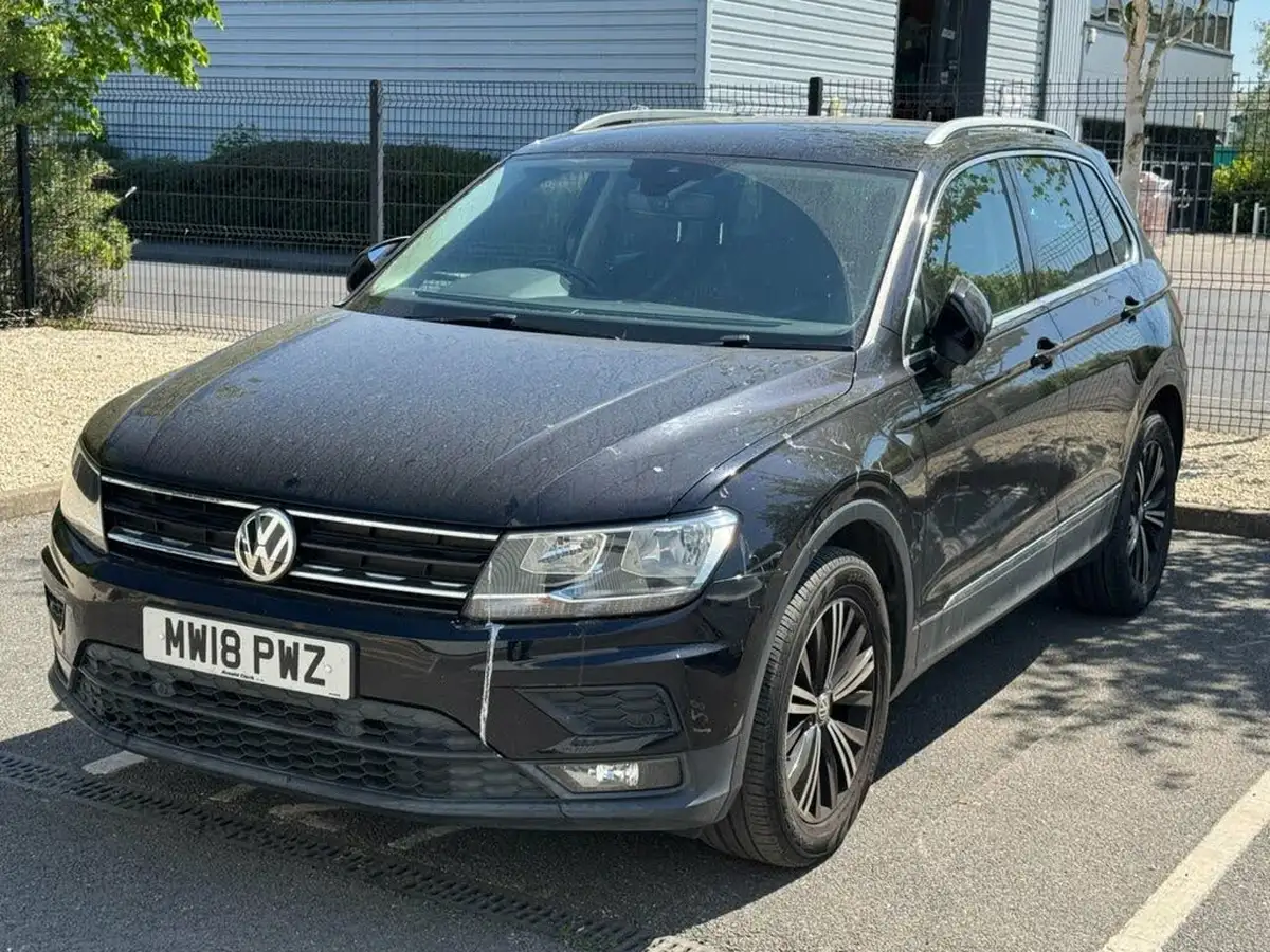 2018-volkswagen-tiguan-14-tsi-se-navigation-125ps-ss-big-10