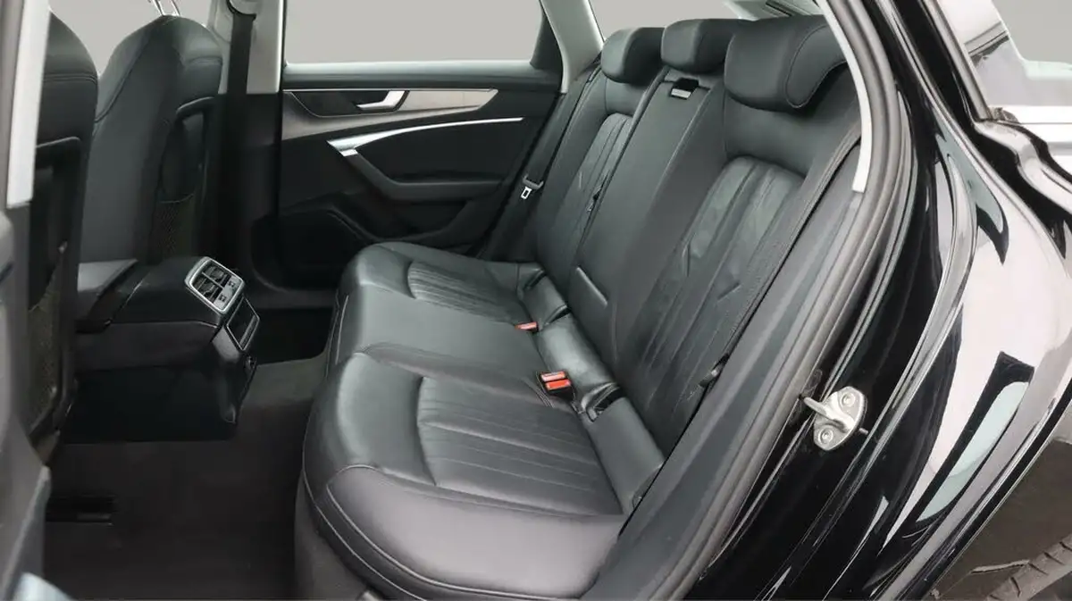 2022-audi-a6-avant-20-40-tfsi-sport-big-16