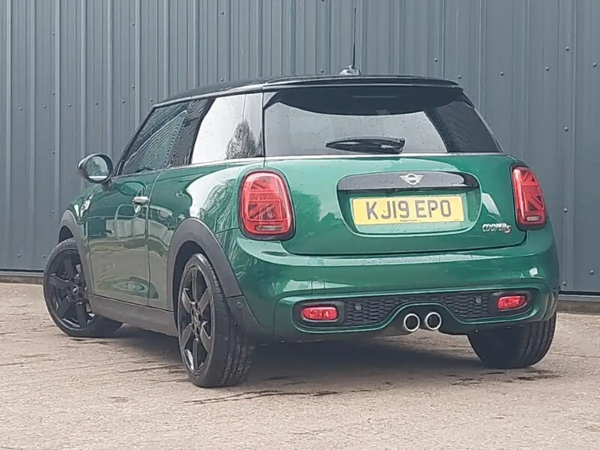 2019-mini-cooper-20-cooper-s-60-years-edition-big-1