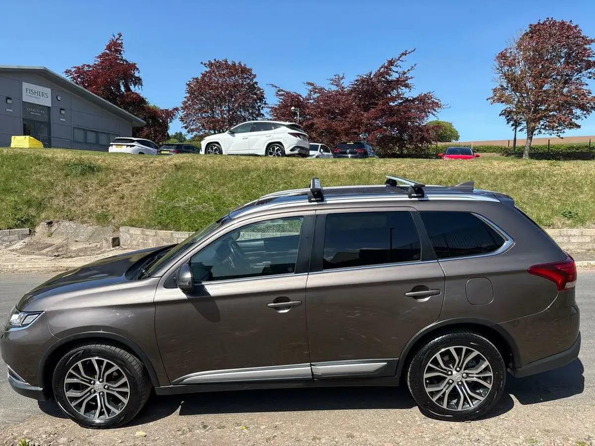 2018-mitsubishi-outlander-22di-d-4-leather-auto-big-14