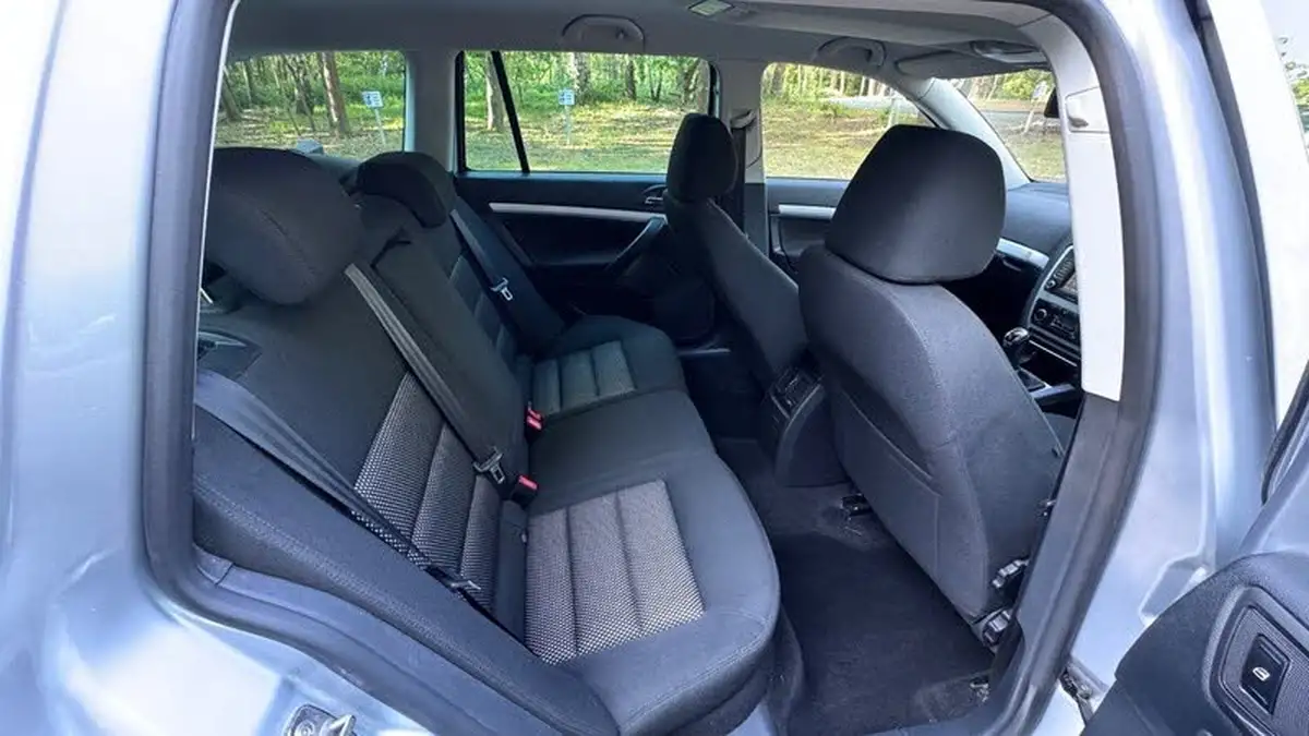 2011-skoda-octavia-20td-scout-cr-140bhp-big-4