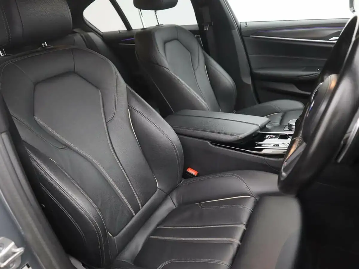 2022-bmw-5-series-20-530e-m-sport-saloon-4d-big-10