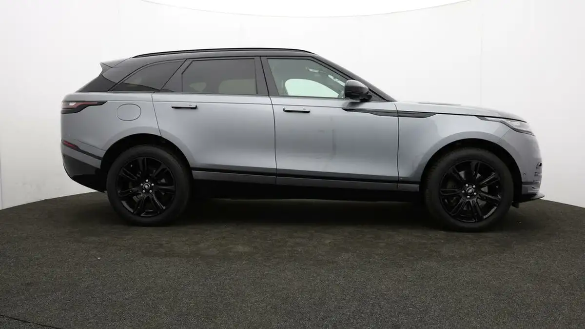 2021-land-rover-range-rover-velar-20-d200-velar-edition-big-39