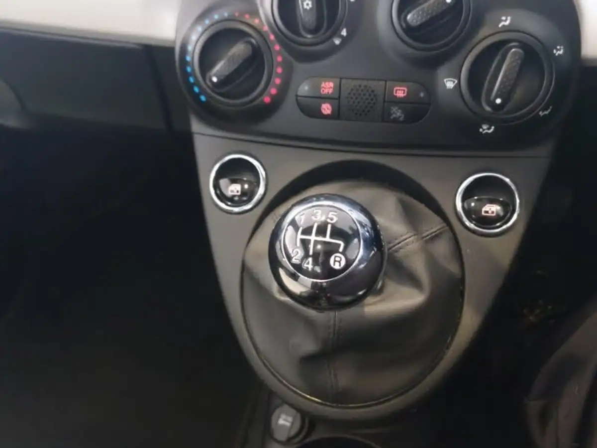 2020-fiat-500-12-star-big-9