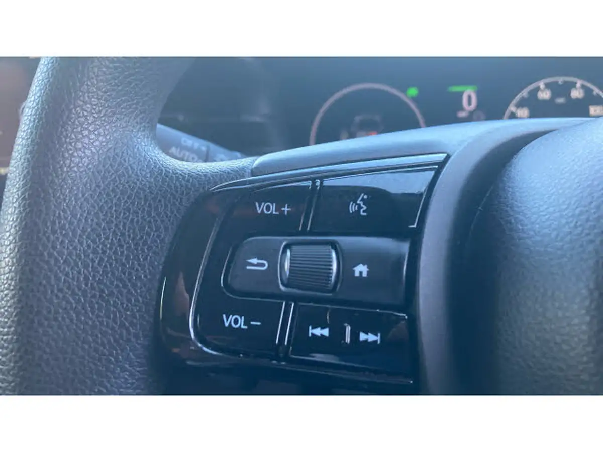 2022-honda-hr-v-15-i-mmd-elegance-big-12