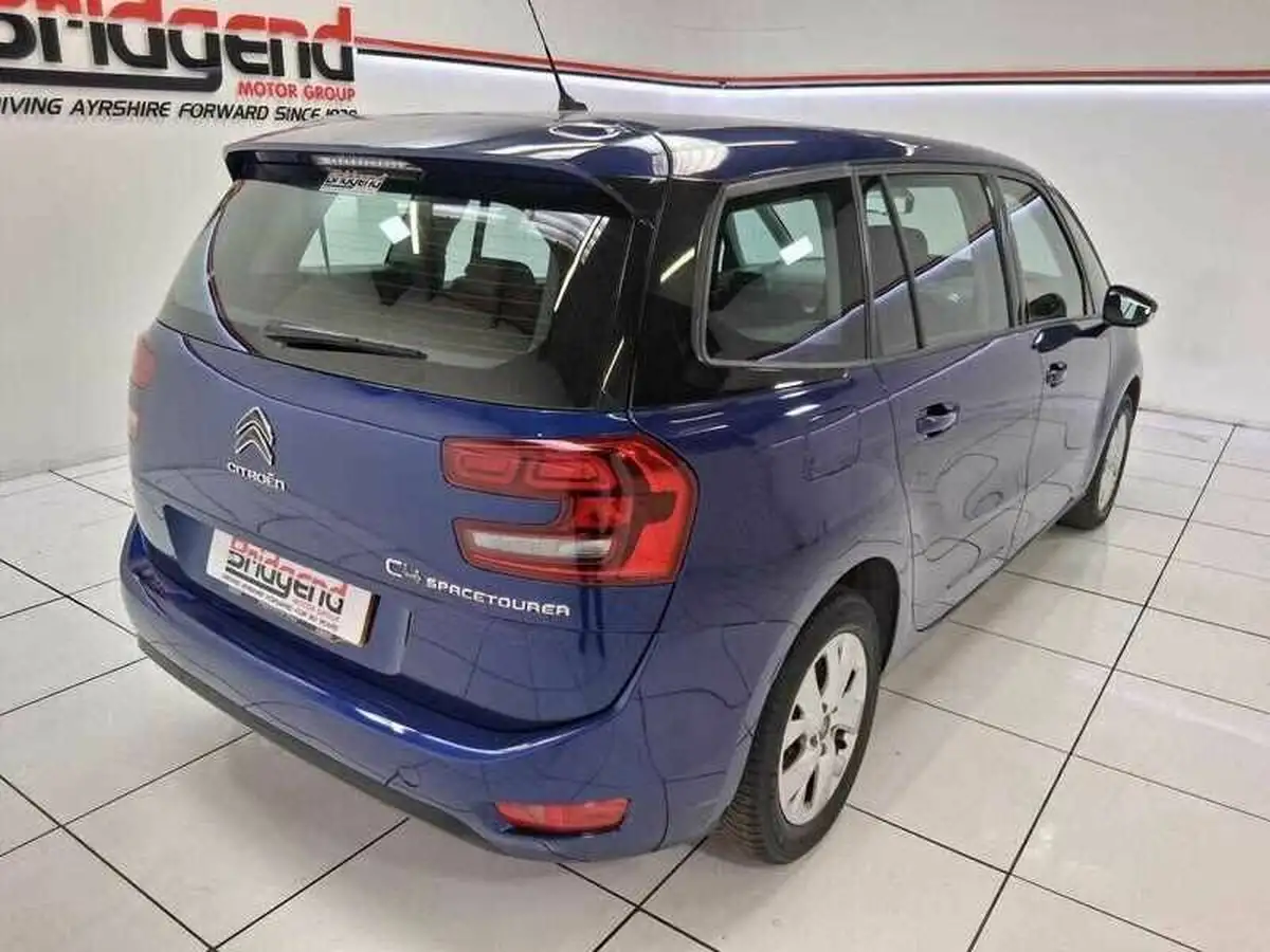 2018-citroen-grand-c4-spacetourer-16bluehdi-touch-edition-120ps-big-5