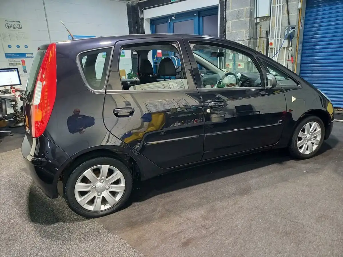 2008-mitsubishi-colt-15td-cz2-amt-big-12
