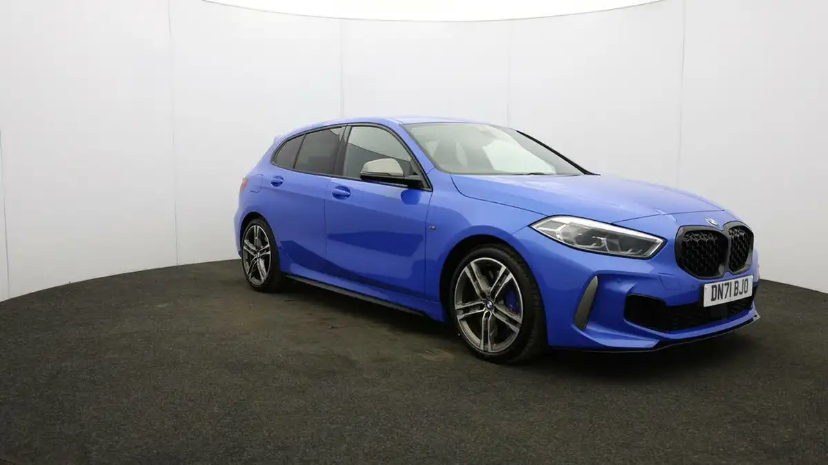2021-bmw-1-series-20-m135i-xdrive-big-46