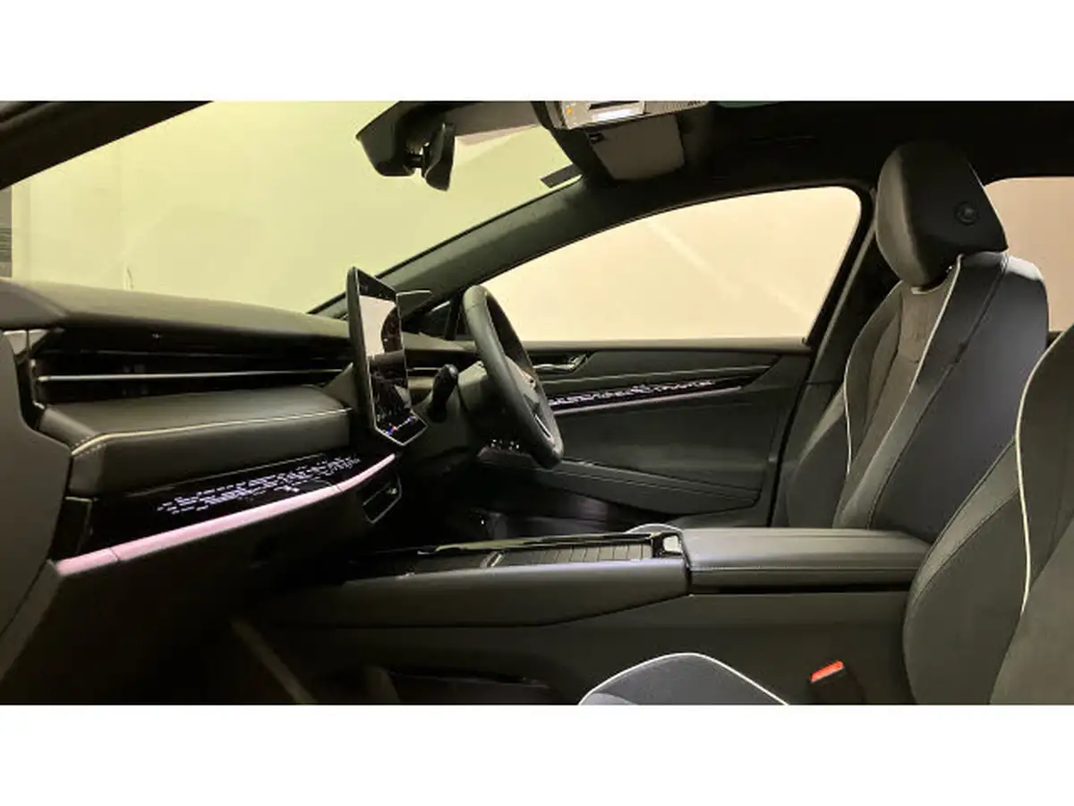2025-volkswagen-id7-e-pro-match-interior-pack-tourer-big-23