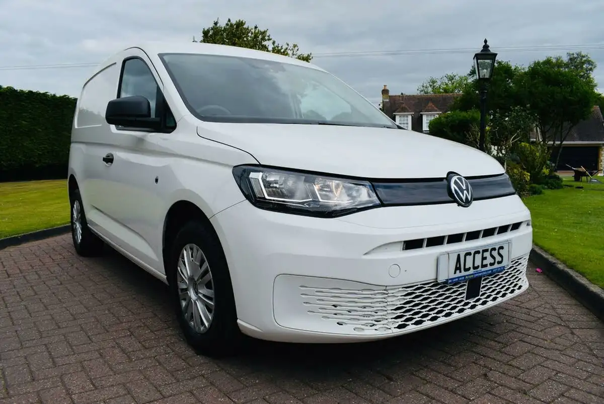 2022-volkswagen-caddy-20tdi-c20-cargo-commerce-102pseu6d-big-6
