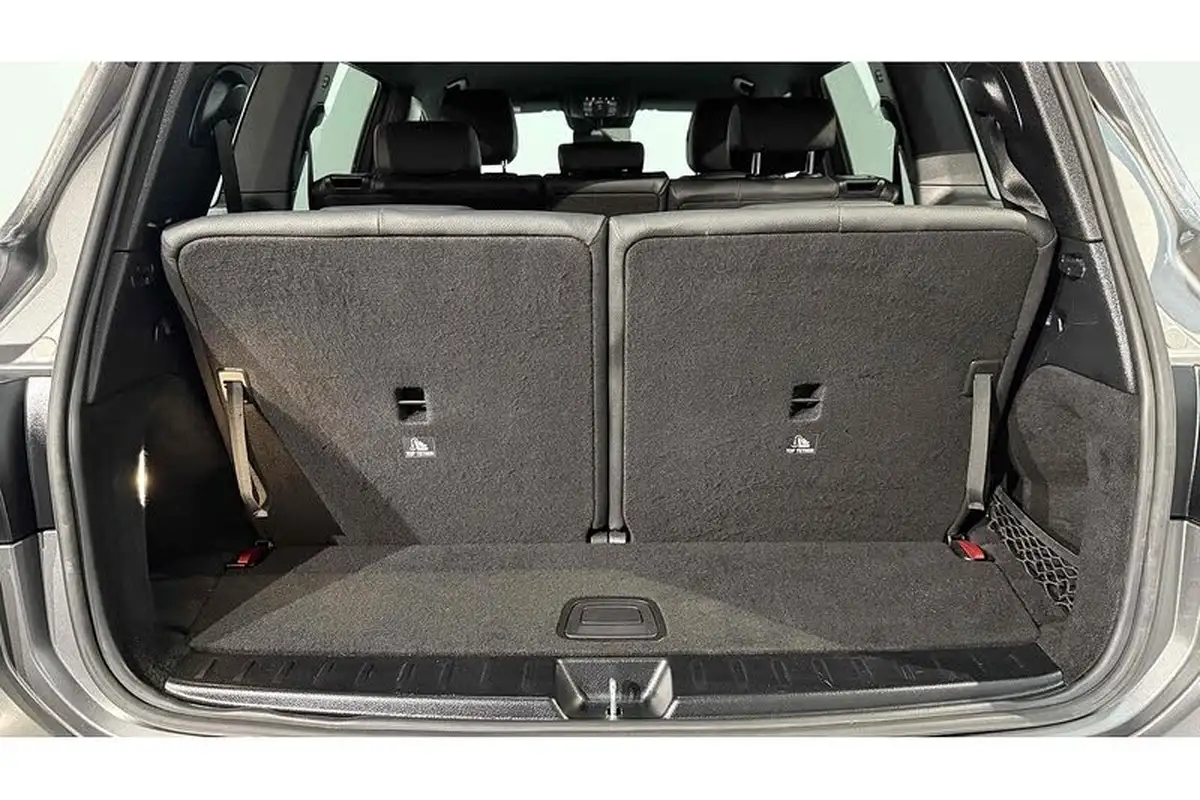 2021-mercedes-benz-glb-class-20d-glb200d-amg-line-premium-4matic-big-46