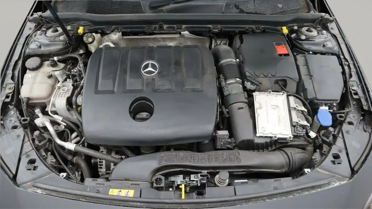 2018-mercedes-benz-a-class-15d-a180d-sport-116ps-executivess-hatchback-5d-7g-dct-big-19
