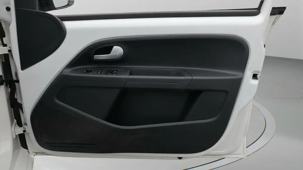 2021-seat-mii-e-big-15
