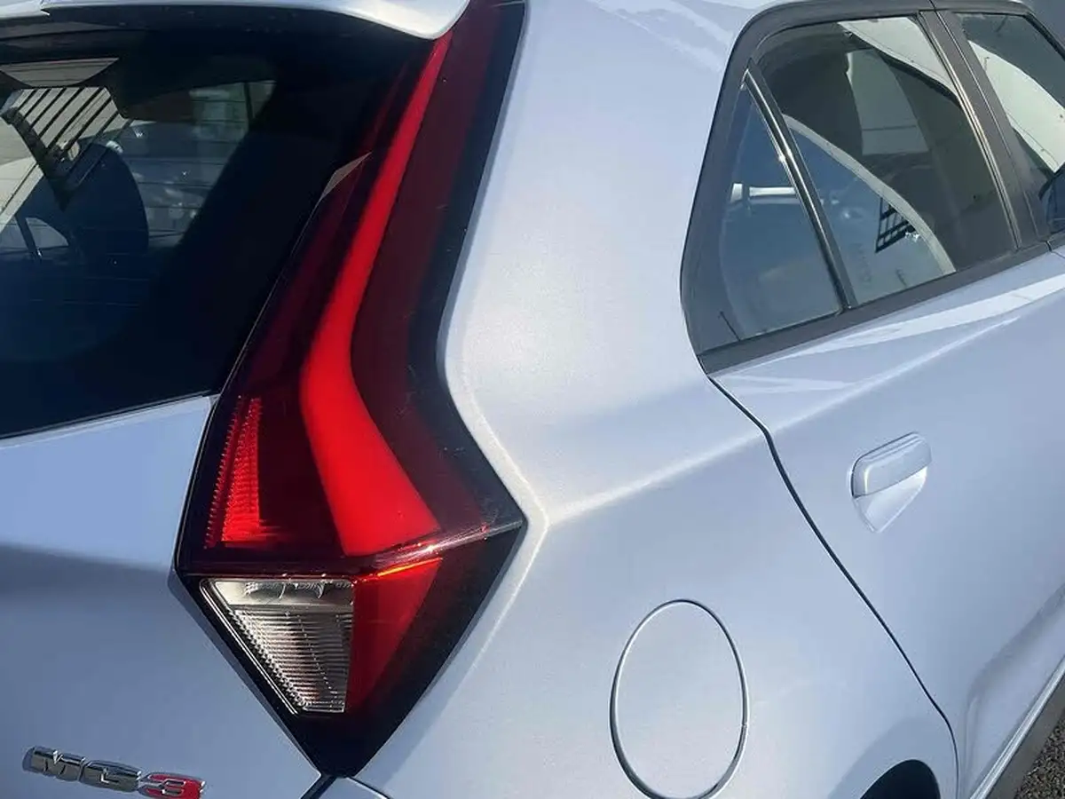 2022-mg-mg3-15-vti-tech-exclusive-nav-big-8
