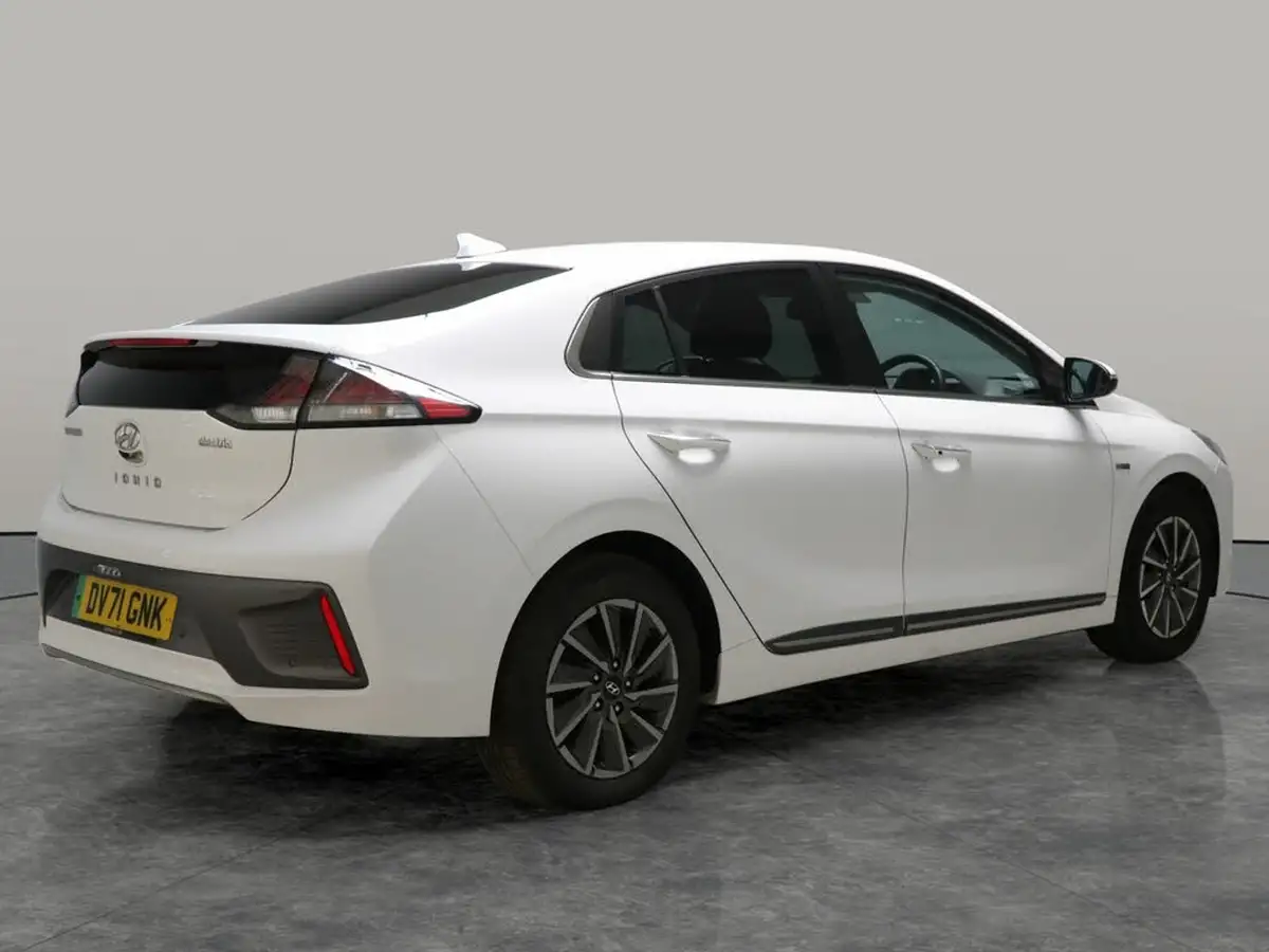 2021-hyundai-ioniq-e-premium-se-electric-100kw-big-12