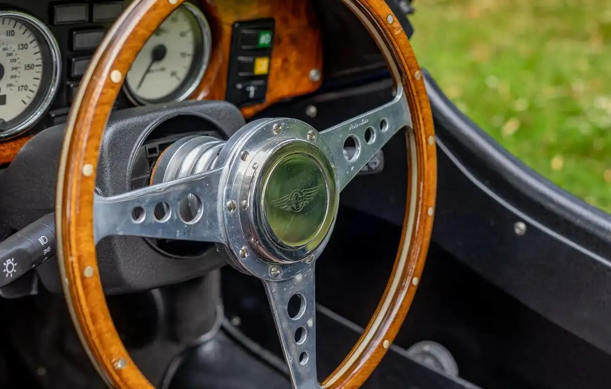 2003-morgan-44-18-2-seat-runabout-big-62