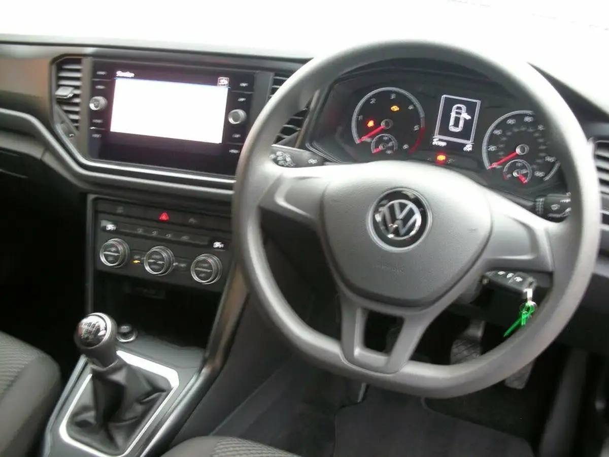 2021-volkswagen-t-roc-20tdi-s-big-9