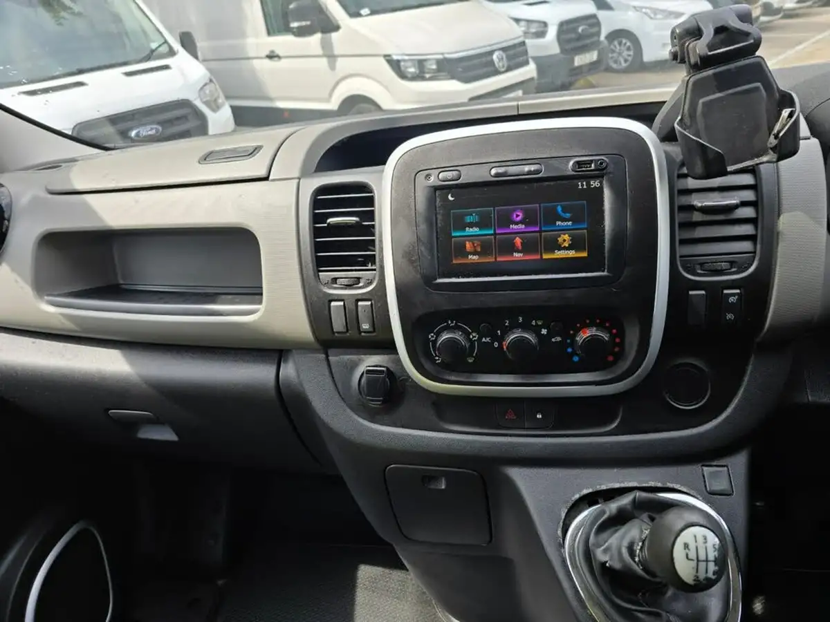 2019-nissan-nv300-16dci-tekna-l1h1-120ps-10t-panel-van-big-12