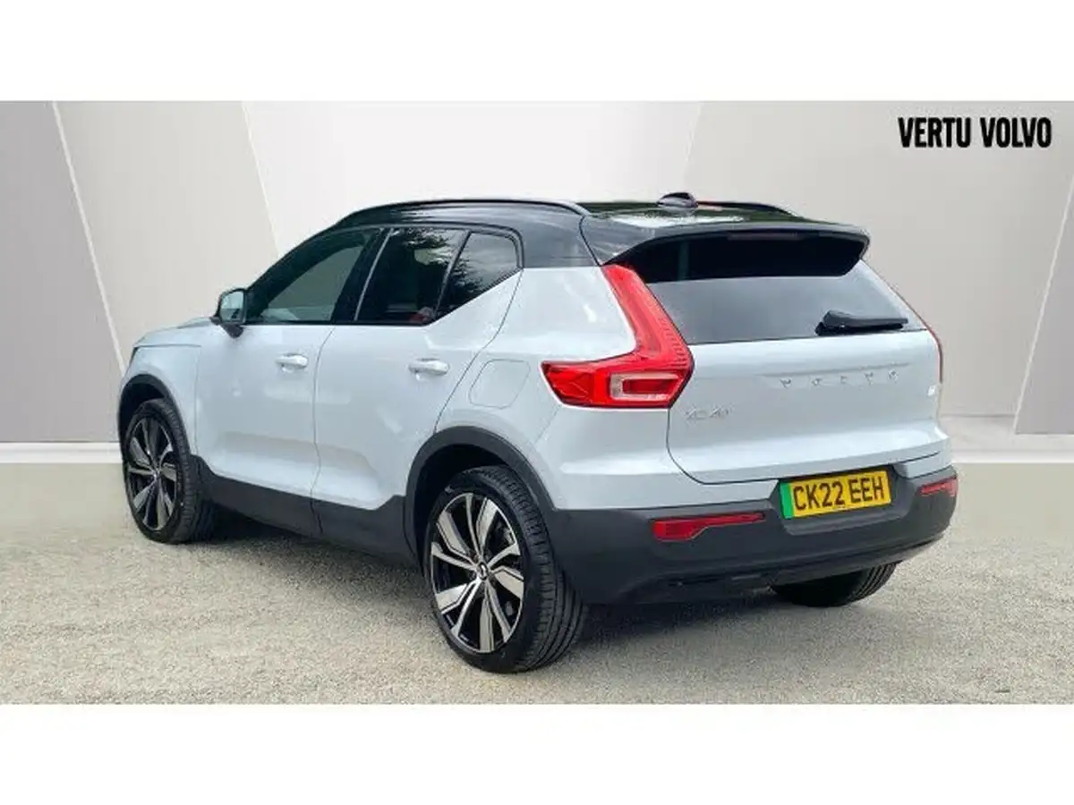 2022-volvo-xc40-e-recharge-pro-big-1