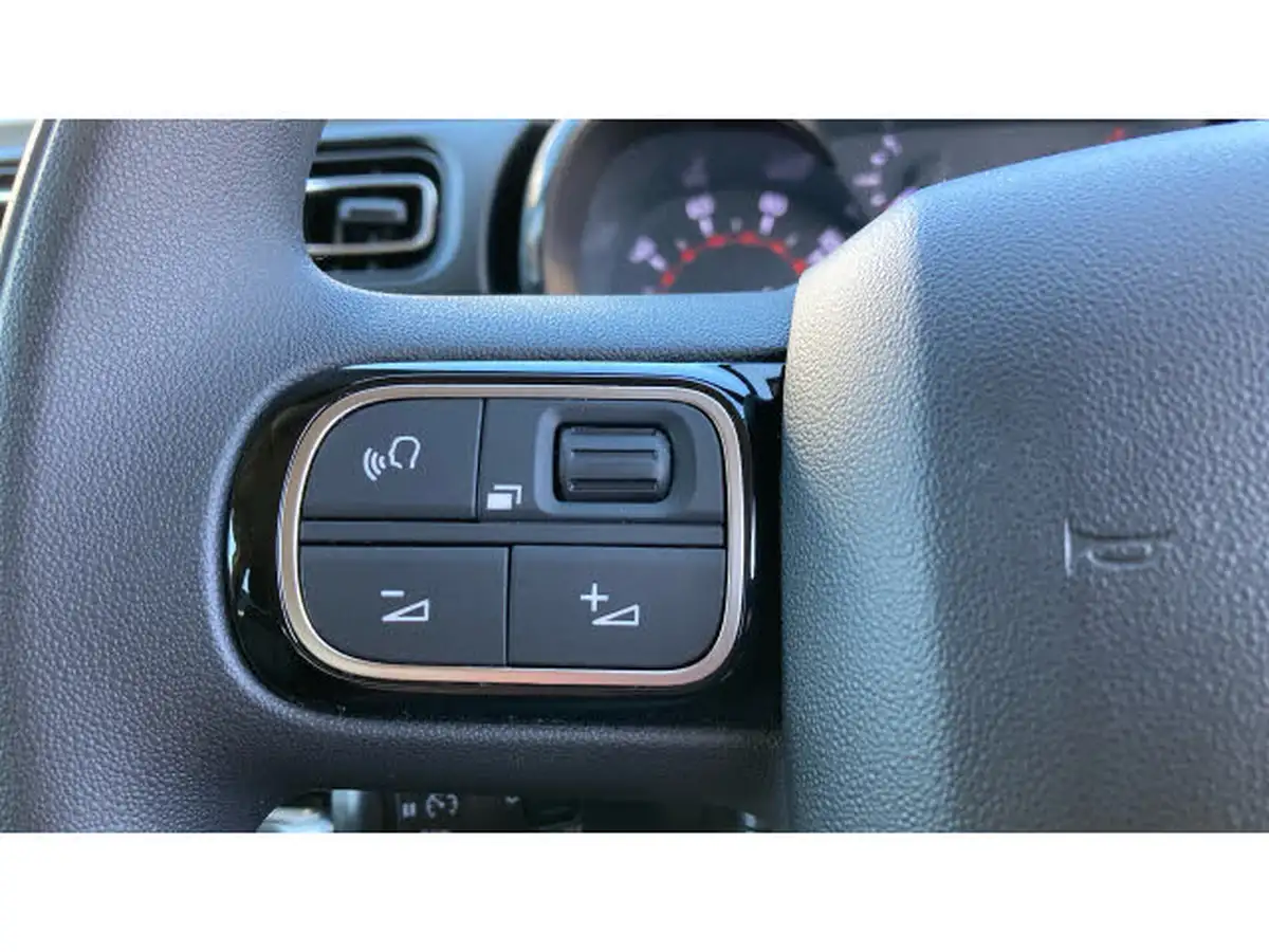 2023-citroen-c3-12-puretech-c-series-edition-83ps-ss-big-24