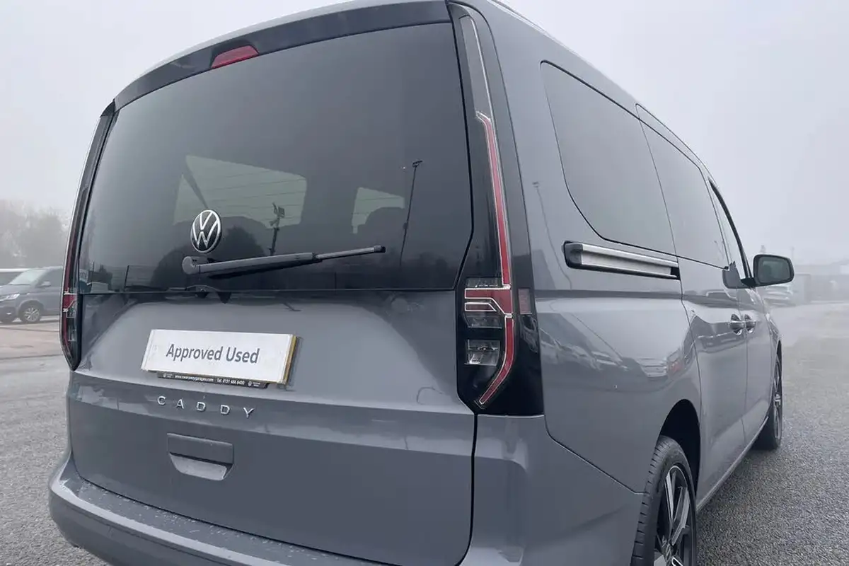 2025-volkswagen-caddy-20tdi-maxi-life-122ps-dsg-big-33